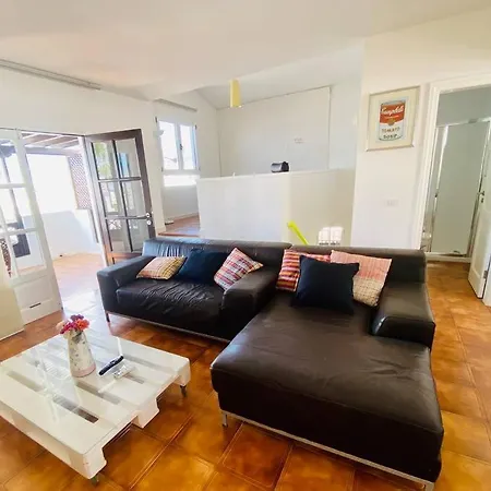 Mango Holiday home