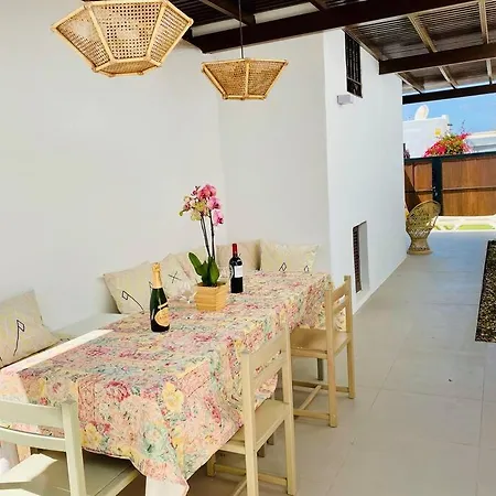 Tatil Evi Mango Tías