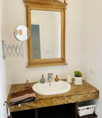 Mango בית נופש *